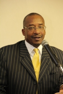 Pastor Smith in worship